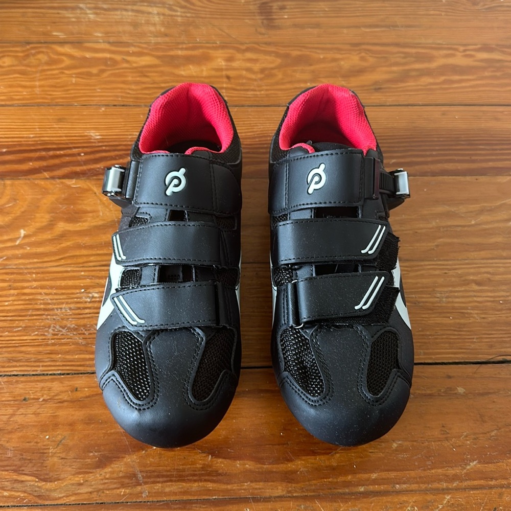 Peloton size 39 cycling shoes